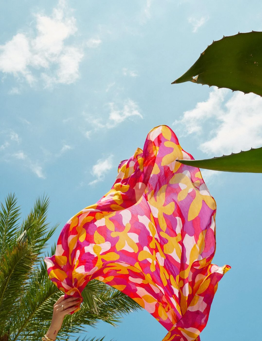 10211209 Sloggi Shore Moorish Idol Pareo - 10211209 Pink/Dark Combination (M020) 2 10211209 Sloggi Shore Moorish Idol Pareo - 10211209 Pink/Dark Combination (M020) - Image 2